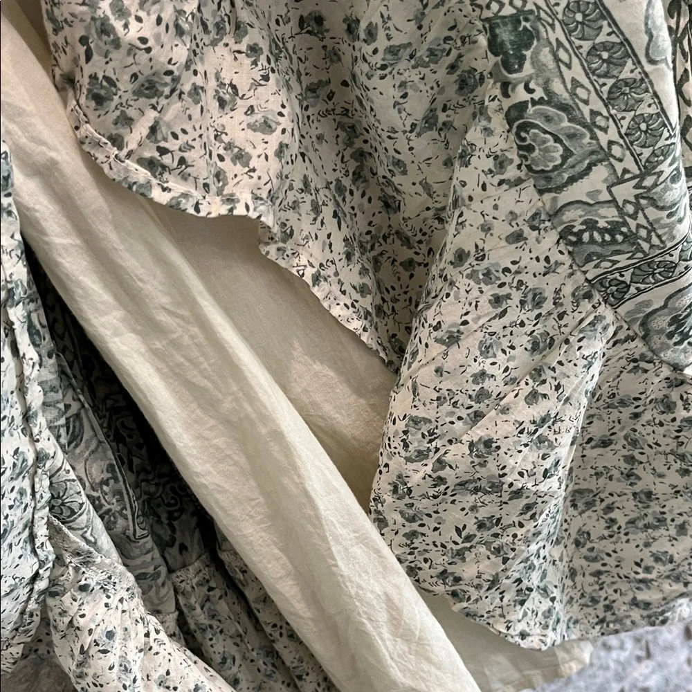 Abercrombie & Fitch Boho print Twist-Front Tiered Maxi Dress Sz-S